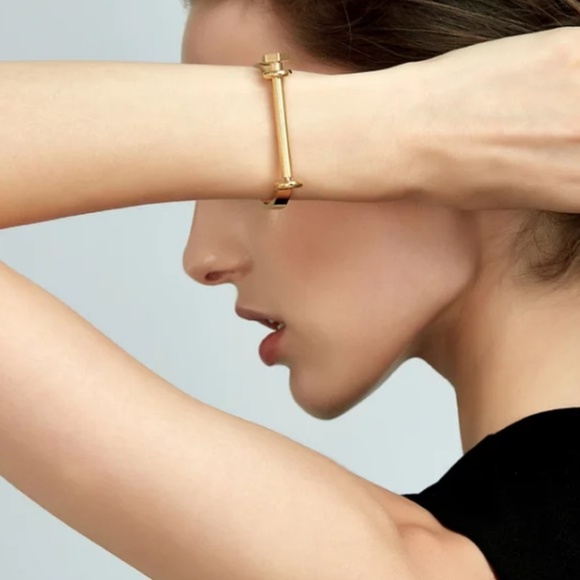 Simply Mahari Jewelry - Women's Gold Tone Shackle Bracelet Simply Mahari Jewelry - Women's Gold Tone Shackle Bracelet